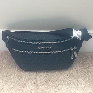 New Michael Kors Bag, Black